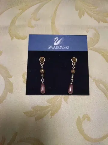 Swarovski 브라운 계열 펄 드롭 귀걸이