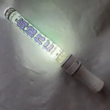 모모이로 클로버 Z 사무소에 더 밀어주는 팀 멀티 컬러 응원봉
