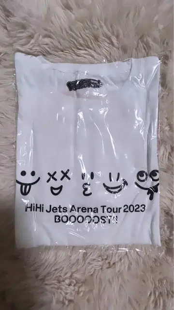 HiHi Jets Arena Tour 2023 티셔츠 booooost