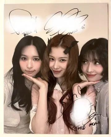 MISAMO 미사모 친필 사인 대형 사진