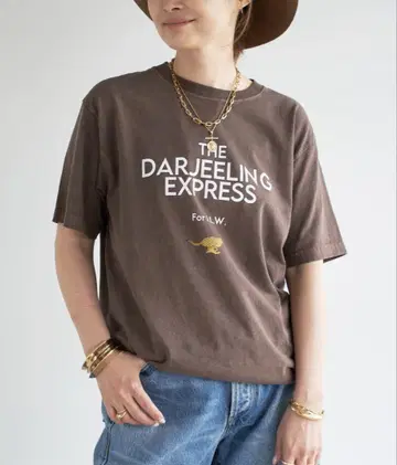 Deuxieme Classe THE DARJEELINEXPRESST셔츠