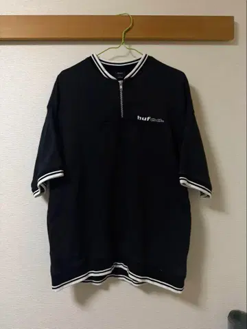huf 하프 지퍼 맨투맨 반팔 블랙 집업