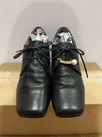 MANA 펌프스 38inch ( 24cm )
