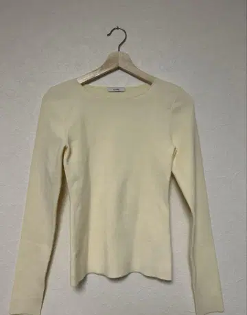 CLANE SHOULDER PADS KNIT TOPS