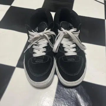 VANS 하프캡 블랙 스니커즈 스케이터 스케이트 보드화