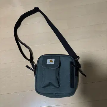 Carhartt 카키 숄더백