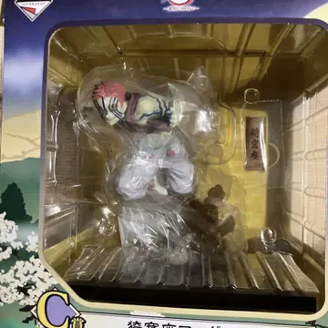 제일복권 C상 아카자 피규어