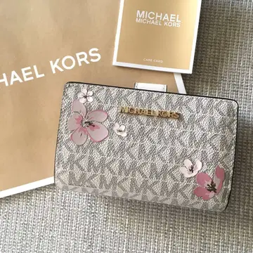 새상품 MICHEAL KORS 마이클코어스 정가 41,800엔 지갑
