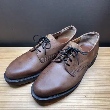 Dr.Martens 잉글랜드제 브라운 가죽 신발