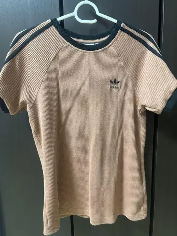 아디다스 와플 쓰리스트라이프스 T셔츠 IC5464 브라운 L