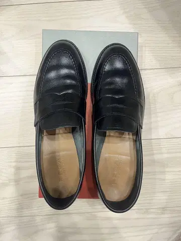 REGAL 블랙 가죽 로퍼
