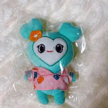 TWICE 미브리 백참 Twaii's shop