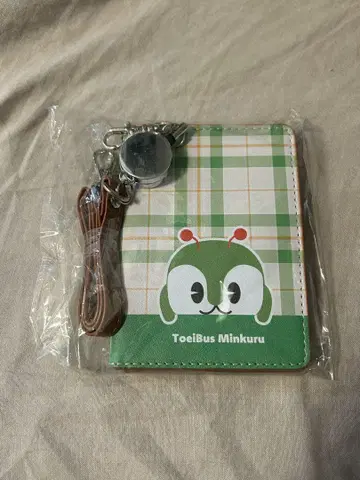 민쿠루 접이식 패스 케이스