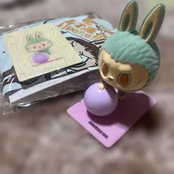 THE MONSTERS Lazy Yoga Labubu