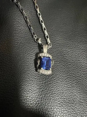 저스틴 데이비스 GLAM ROX 펜던트