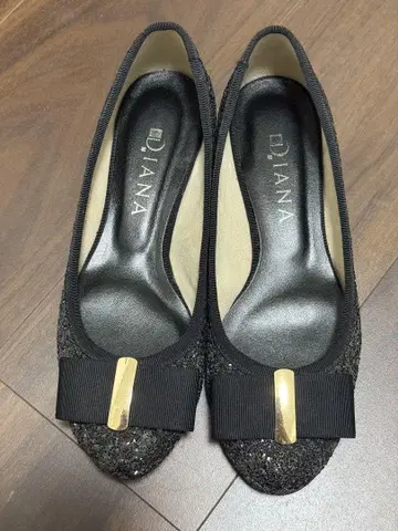 [ 다이애나 ] 클래시컬 플랫슈즈 23cm