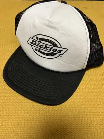 빈티지 Dickies 트래커 캡 화이트/블랙