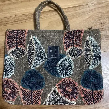 미나 페르호넨 미니 토트백 동동이 winter flags