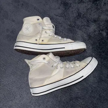 CONVERSE 올스타 척테일러 하이컷 화이트 스웨이드 소재
