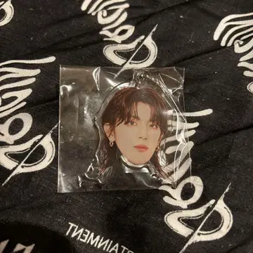 INI 타카츠카 히로무 캡슐 토이 얼굴 키링