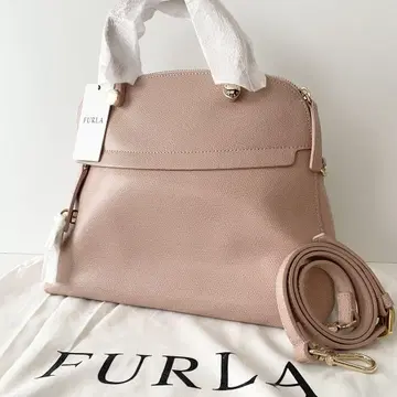 [ 새상품 ] FURLA 파이퍼 문스톤 M 가죽 베이지