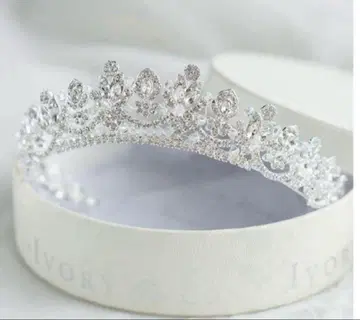 새상품급 Ivory & Co. ALEXANDRA 알렉산드라 티아라