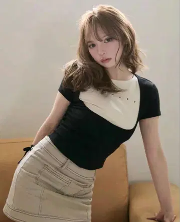 ANDMARY 반팔 T셔츠 블랙/아이보리