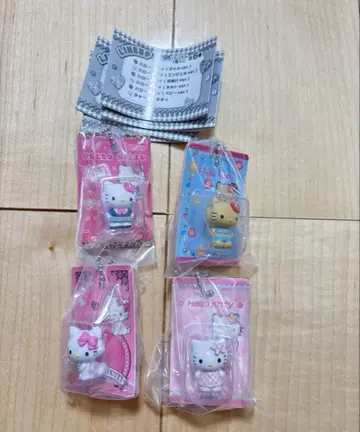헬로키티 패키지 미니어처 컬렉션 4종