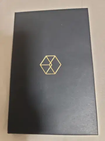 EXO 폴라로이드 6