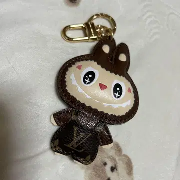 러브브 L 로고 키링 브라운