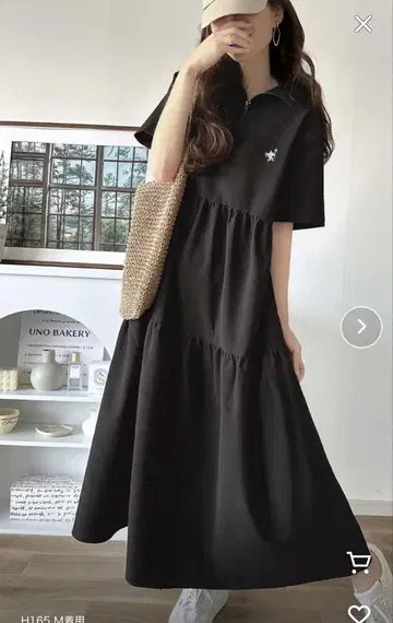 블랙 하프 지퍼 티어드 드레스