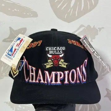 Bulls 97 NBA 스냅백 로고 애슬레틱
