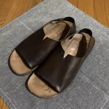 BRADOR 브라도르 MADE IN ITALY 46-777 RUM