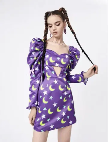 SHEIN Nayik 갤럭시 프린트 지고 슬리브 컷 아웃 프론트 드레스