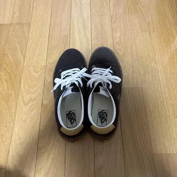Vans 브라운 스니커즈 코듀로이