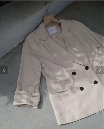 러그나무 문 바이컬러 버튼 자켓