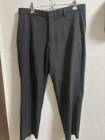 Calvin Klein 그레이 슬랙스 30X30