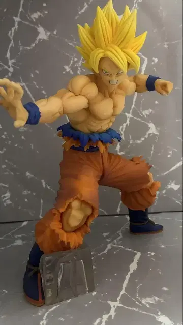 제일복권 드래곤볼 VS 옴니버스Z E상 슈퍼 사이어인 손오공