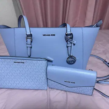 MICHAEL KORS 라이트 블루 백 세트