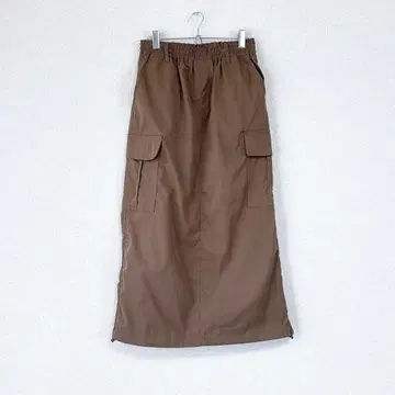 [ 새상품급 ] 카고풍 포켓 부착 스커트 모카 계열 M