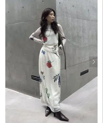 꽃무늬 화이트 맥시 원피스