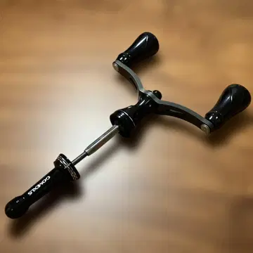 새상품급 고메쿠사스 시마노용 4각축 80mm 더블 핸들 스탠드 세트