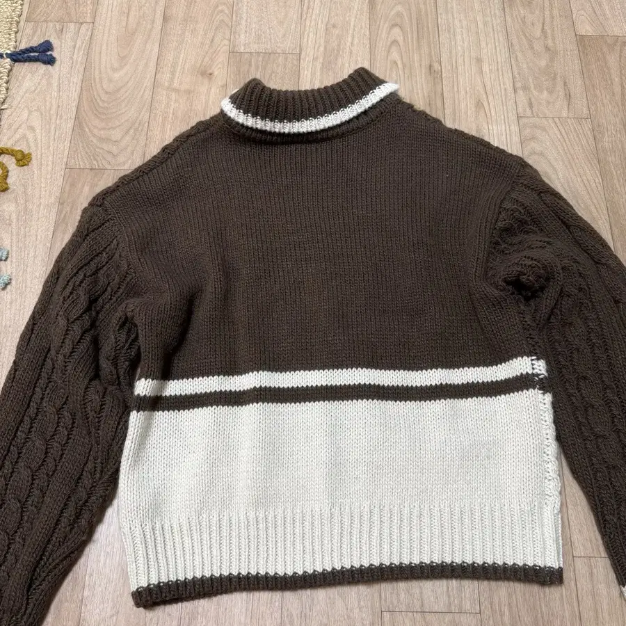 Product Details - 4