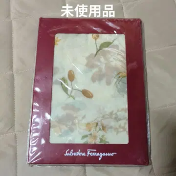 Salvatore Ferragamo 플라워 프린트 스카프