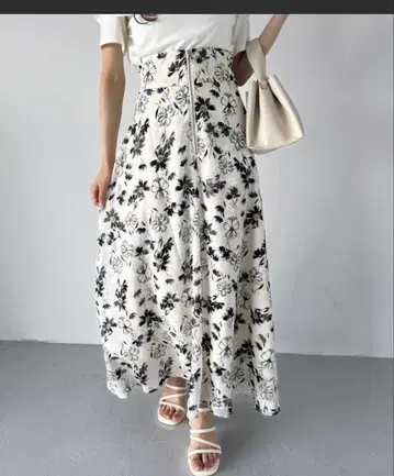 지퍼 플레어 스커트