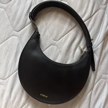 [ 미사용품 ] 훌라 숄더백 블랙