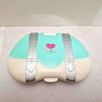 빛의 전사 프리큐어 프리티 코뮌