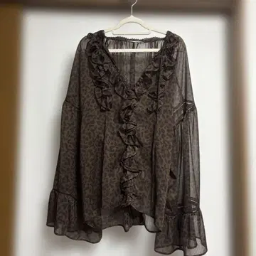 MOUSSY 레오파드 무늬 프릴 긴팔 블라우스 F