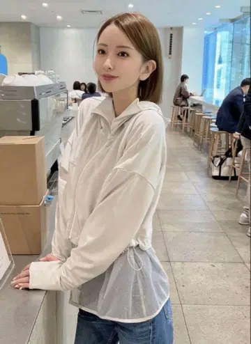 시이짱 차광 후드티 그레이지