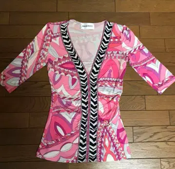 EMILIO PUCCI 핑크 기하학 패턴 반소매